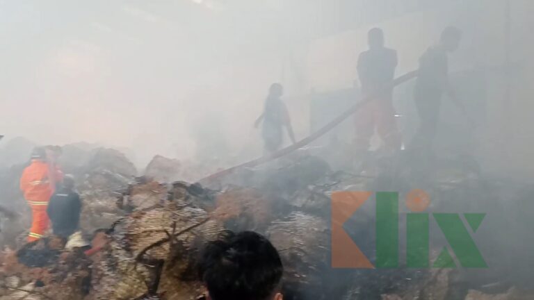 Tembakau Senilai 4 Milliar Rupiah Di Pamekasan Hangus Terbakar